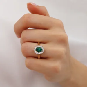 DIANA - Emerald & Lab Diamond 18k Yellow Gold