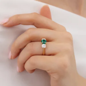 LEANORA - Round Emerald 18k Yellow Gold Trilogy