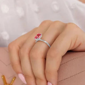 PARIS - Diamond 18k Lily Arkwright Diamond Rings