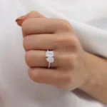 CELESTE Toi et Moi Lab Diamond Emerald & Pear Diamond Band Ring 18k White Gold
