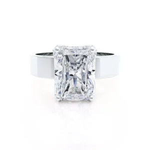 REGENT Radiant Lab Diamond Platinum Solitaire