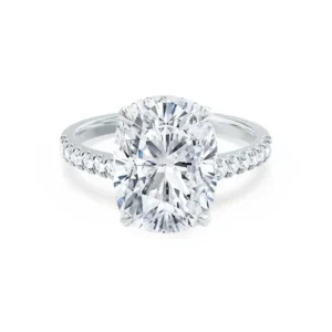 VIOLA Elongated Cushion Lab Diamond Platinum Shoulder Set